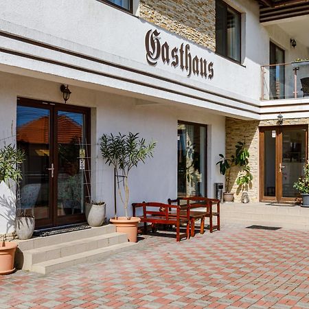 Отель Gasthaus Sacalaz Тимишоара Экстерьер фото