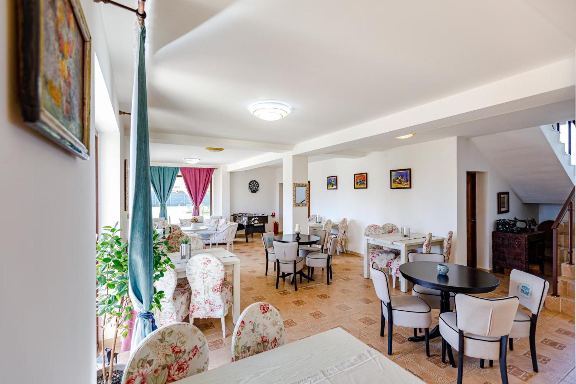 Отель Gasthaus Sacalaz Тимишоара Экстерьер фото