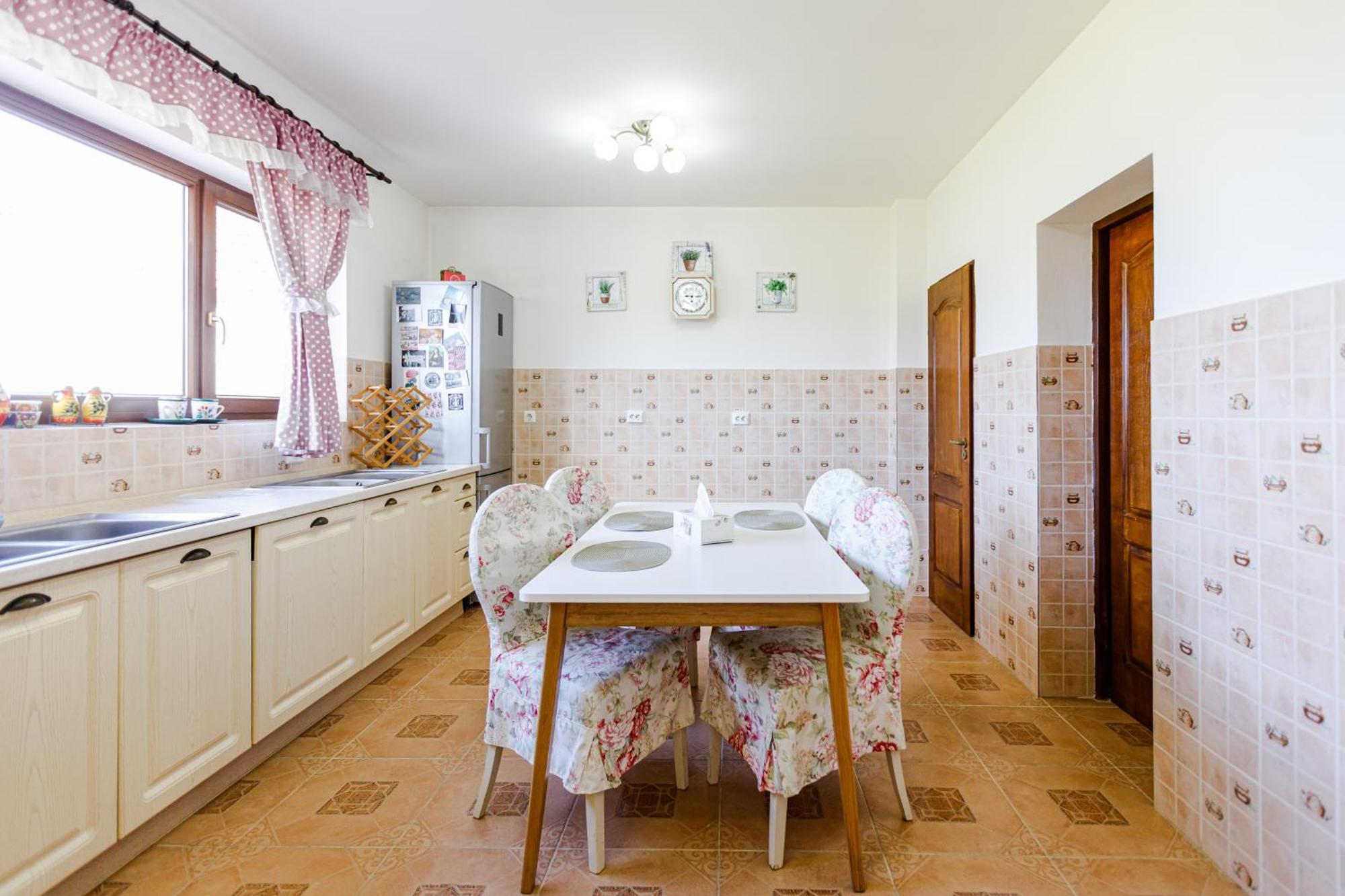 Отель Gasthaus Sacalaz Тимишоара Экстерьер фото