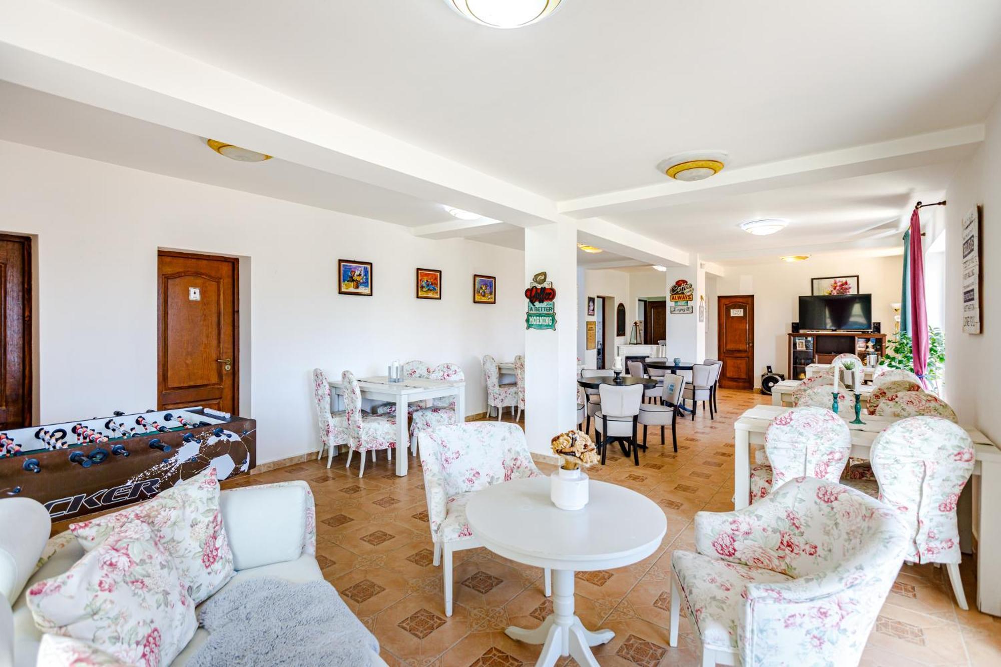 Отель Gasthaus Sacalaz Тимишоара Экстерьер фото